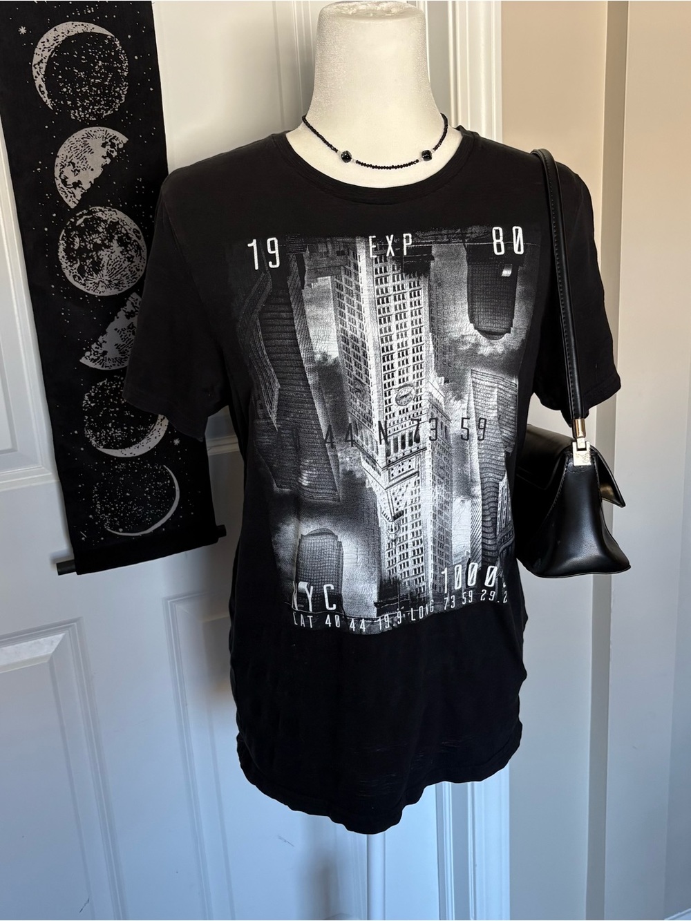 Men's Black Graphic Cityscape Tee, Size S